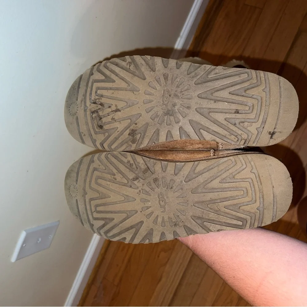 Ugg Boots - Picture 7 of 7